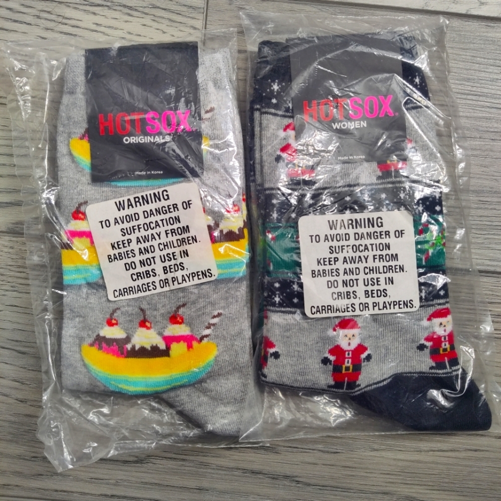 2 NIP Hot Sox Banana Split, and Santa  fits 9-11 women.
